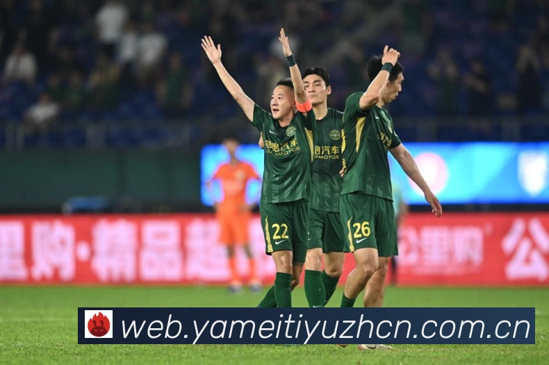 雷迪克连续两季带领湖人赢得五十胜成队史第二人并跻身历史前五赛场复盘:最新赛事动态与深度分析 雷迪克连续两季带领湖人赢得五十胜成队史第二人并跻身历史前五赛场复盘:最新赛事动态与深度分析